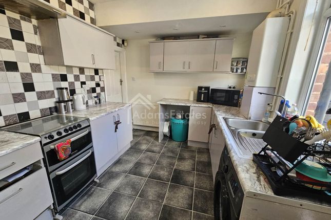22, Cravendale Road, Dewsbury photo 5