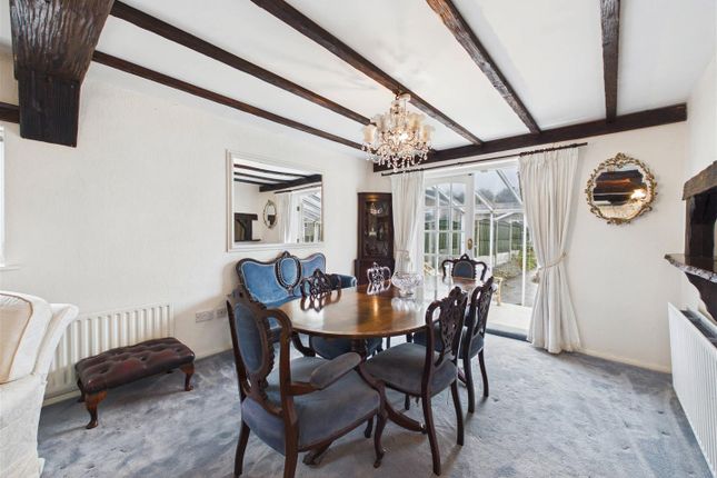 158, Coniston Road, Dronfield photo 4