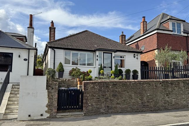 2-bed detached on 17, Hare Lane, Godalming, £475,000