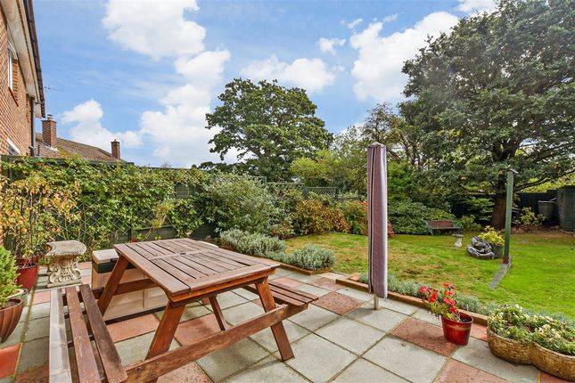 Blackthorn Road, Reigate photo 2