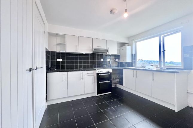 53, Princess Close, Gedling photo 2