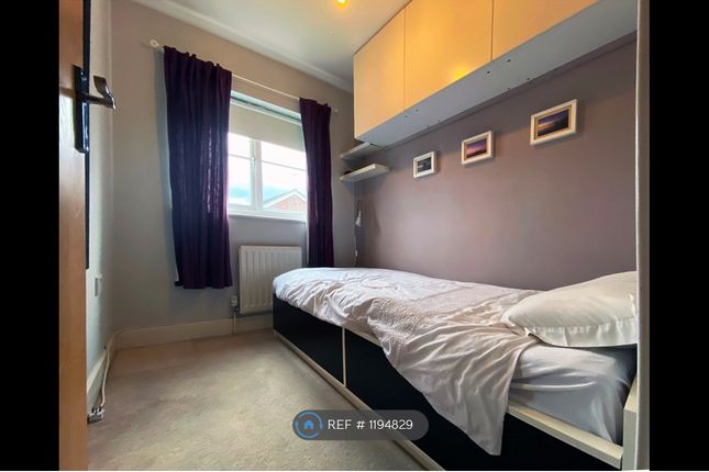 Thumbnail Room to rent in Mariners Way, Gravesend
