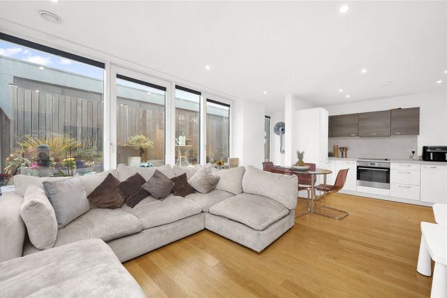 Flat 19, 892, High Road, Finchley photo 4