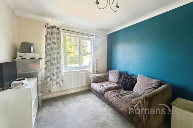 45, Heynes Green, Berkshire photo 4