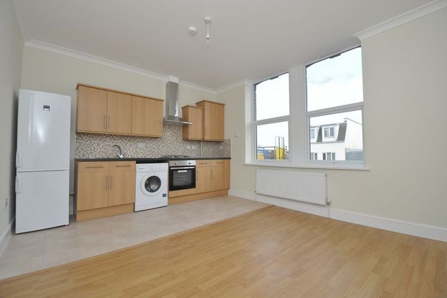 station road, manor park e12, 2 bedroom flat to rent - 50346061