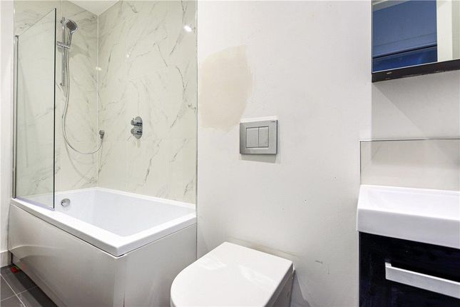 Bathroom 25