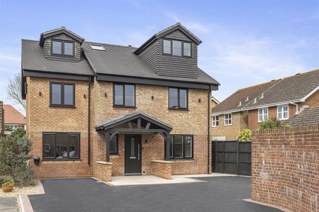 Thumbnail Property for sale in Fontwell Close, Fontwell, Arundel