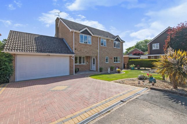 Thumbnail Detached house for sale in Reeves Close, West Wellow, Romsey