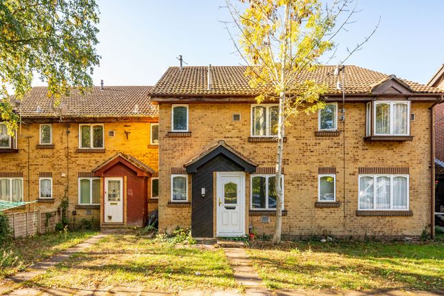Albany Park, Slough, SL3 0JT, Slough photo 3