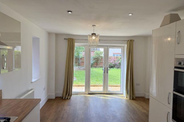 4, Shepton Road, Milton Keynes photo 5