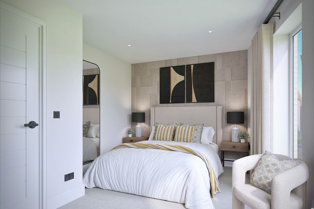 Flat 1, 5a, Putney Bridge Road, London photo 4