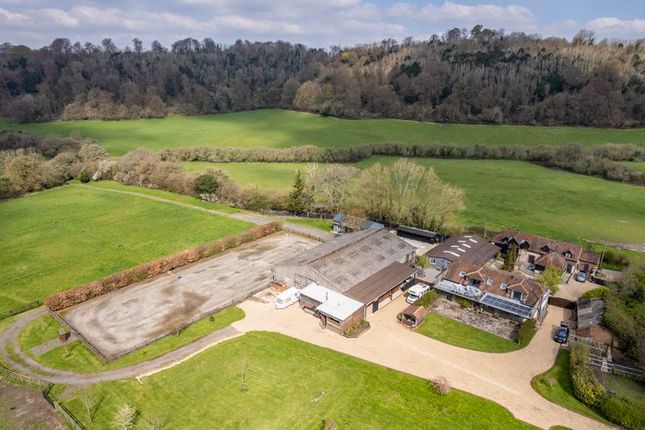 Thumbnail Country house for sale in Empshott Green, Empshott, Liss