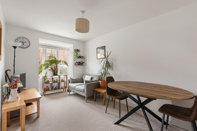 64, SHERWOOD DRIVE, SELBY photo 4