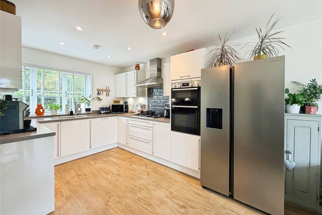 2, Verbena Drive, West Sussex photo 4