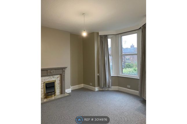 Flat, Wendover Road, Urmston, Manchester photo 5