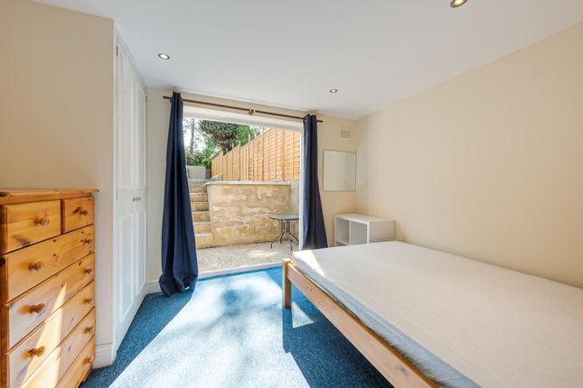 Thumbnail Flat to rent in North Street, London