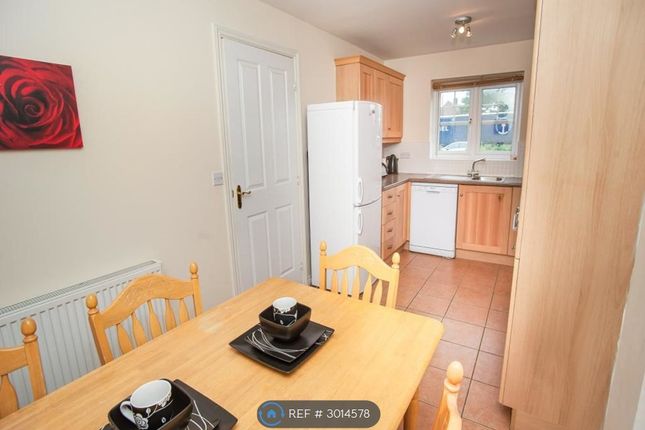 Oxford Close, Longbenton, Newcastle Upon Tyne photo 3