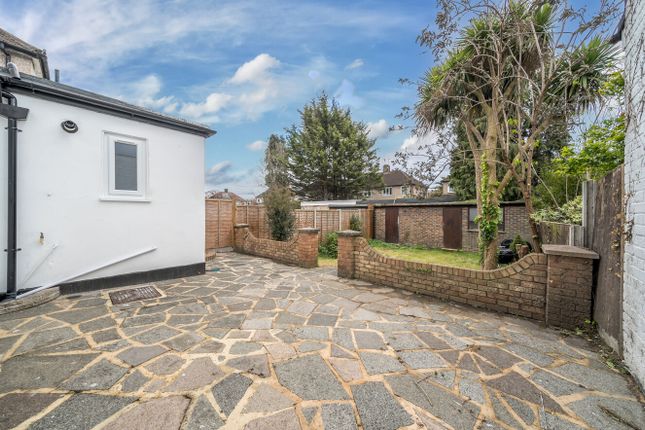 Detached house to rent in Bracondale Road, Abbey Wood, London
