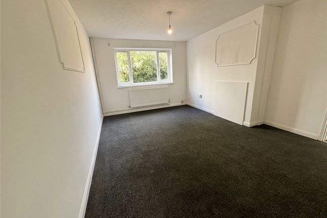 Chaucer Avenue, West Midlands photo 3