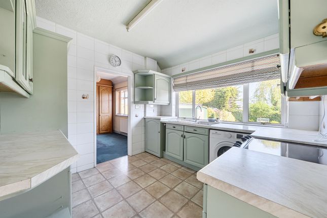 9, Breadcroft Road, Maidenhead photo 4