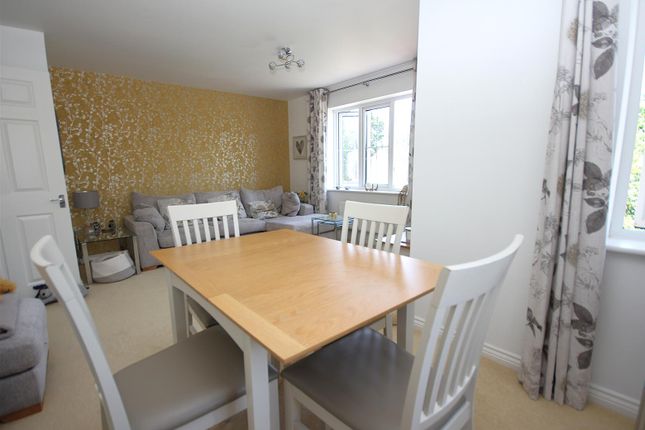 38, Coleridge Drive, Fareham photo 4