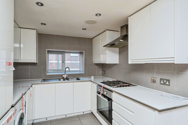 Sterling House, 41, London Street, Surrey photo 2