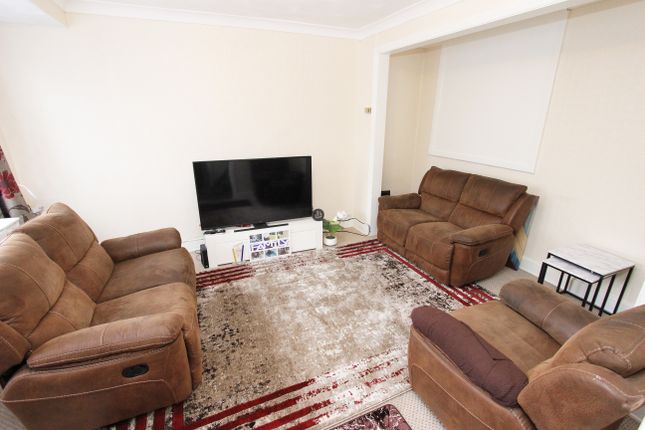End terrace house for sale in Overton Road, Abbey Wood, London