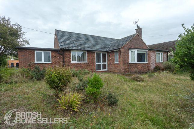 Thumbnail Bungalow for sale in Navigation Lane, Caistor, Market Rasen, Lincolnshire