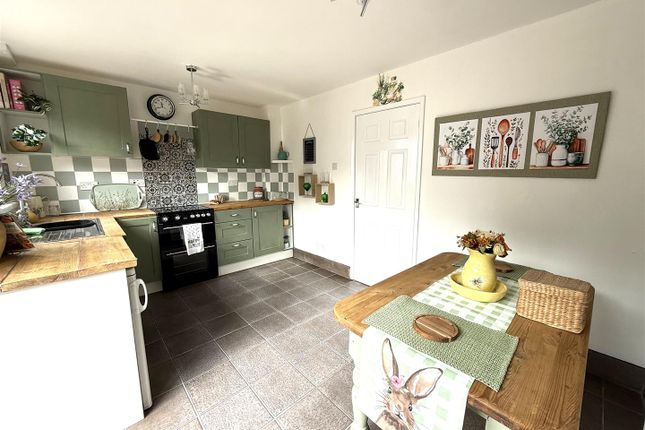 13, Wharf Road, Rugeley photo 2