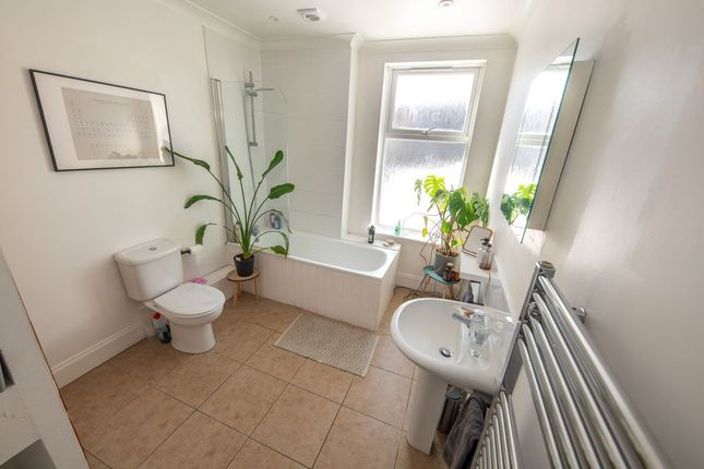 107, Bath Road, Southsea photo 3