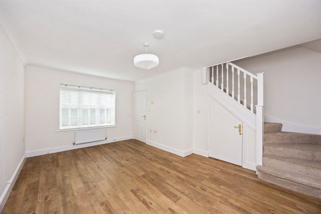 4, Fletcher Way, Bolnore Village, Haywards Heath photo 3