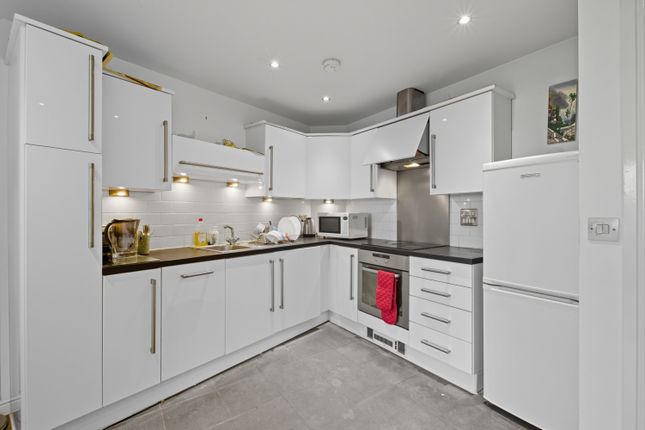 1003 Blenheim Centre , Prince Regent Road, Hounslow photo 4