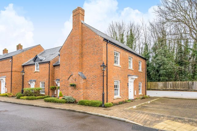 1-bed flat on 4, Bridge Park, Reading, £350,000