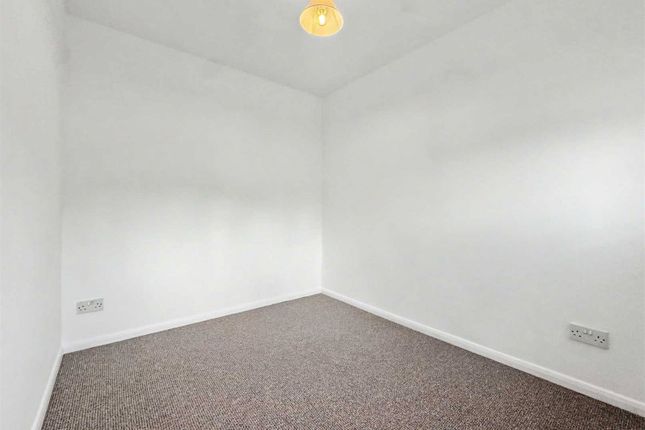 1B Grayshott Terrace,, Crossways Road, Hindhead photo 4