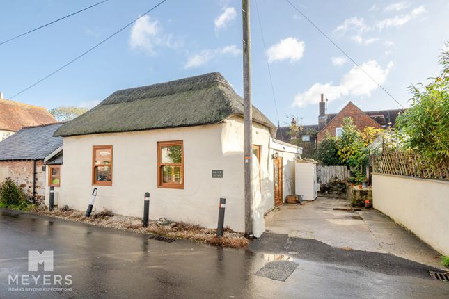 2-bed house on Mayfair Cottage, High Street, WAREHAM, £195,000