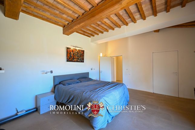 Villa for sale in Volterra, Tuscany, Italy