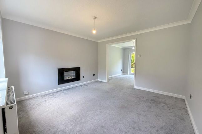 12, Wyedale Close, Buxton photo 3
