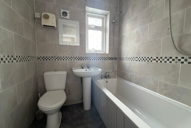 16C, Old Bedford Road, Luton photo 4