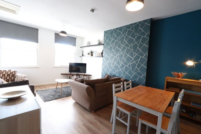 Flat to rent in West Street Tf, St Philips, Bristol