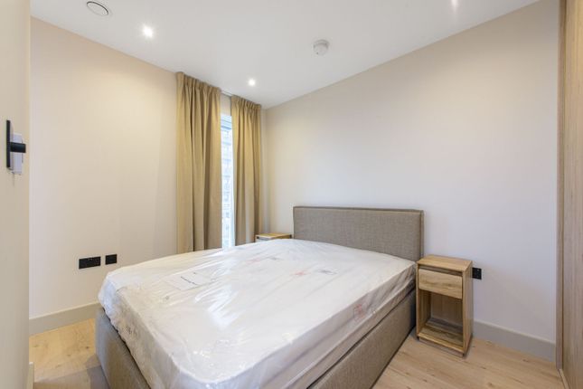 The Draper, Colindale photo 2