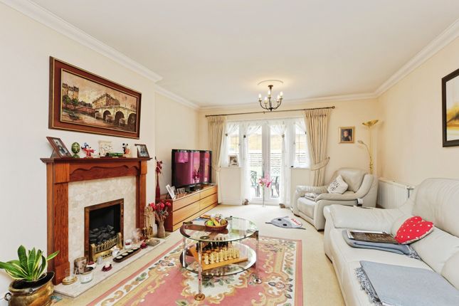 7, Old Garden Court, Canterbury photo 4