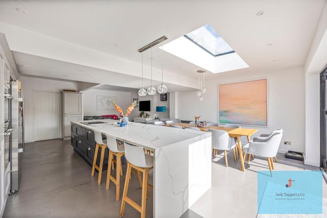 135, Holmes Avenue, Hove photo 4