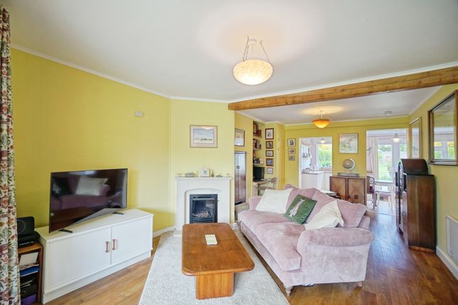 10, Trewithan Terrace, Helston photo 2