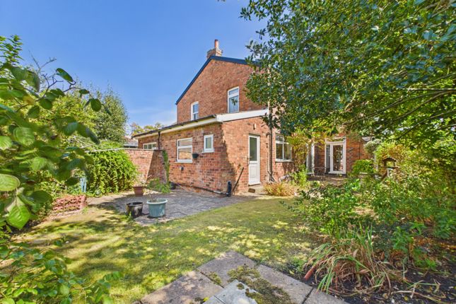 44, Andrews Lane Formby, Liverpool photo 2