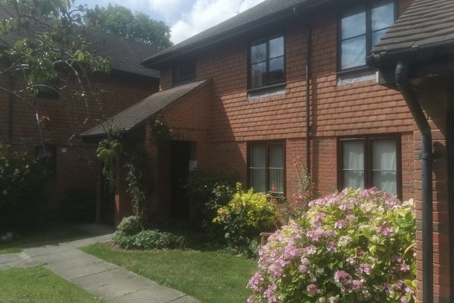 Thumbnail Flat for sale in York Road, Sutton