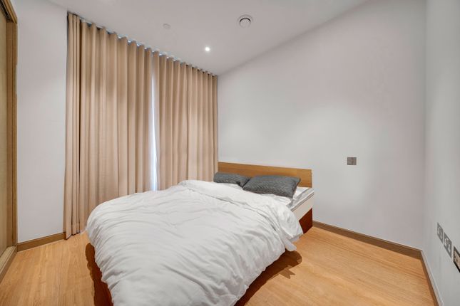 Flat for sale in Legacy Building, 1 Viaduct Gardens, Imperial Wharf, Nine Elms