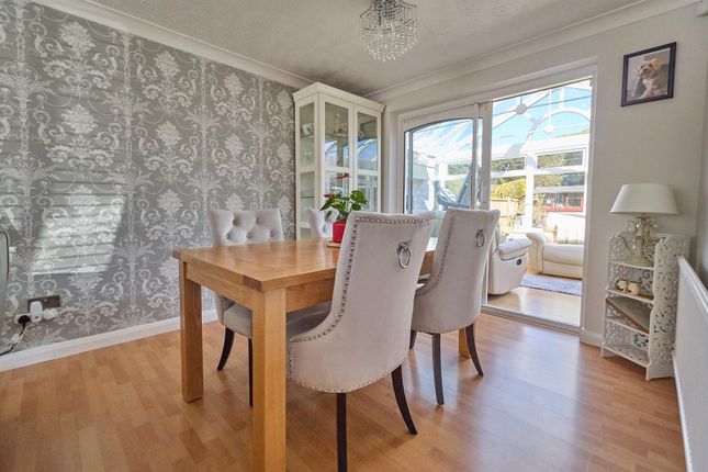 45, Nelson Drive, Hinckley photo 3