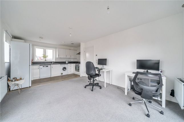 Croxden Way, Daventry photo 3