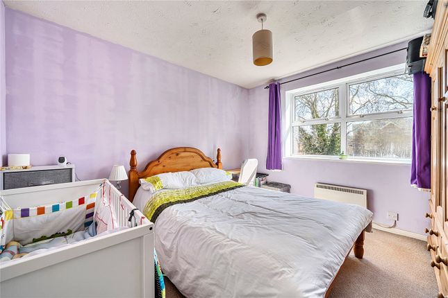 10, Prestwick Court, Reading photo 4