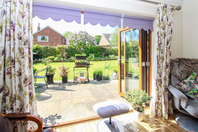 2, Walton Lane, Wakefield photo 2